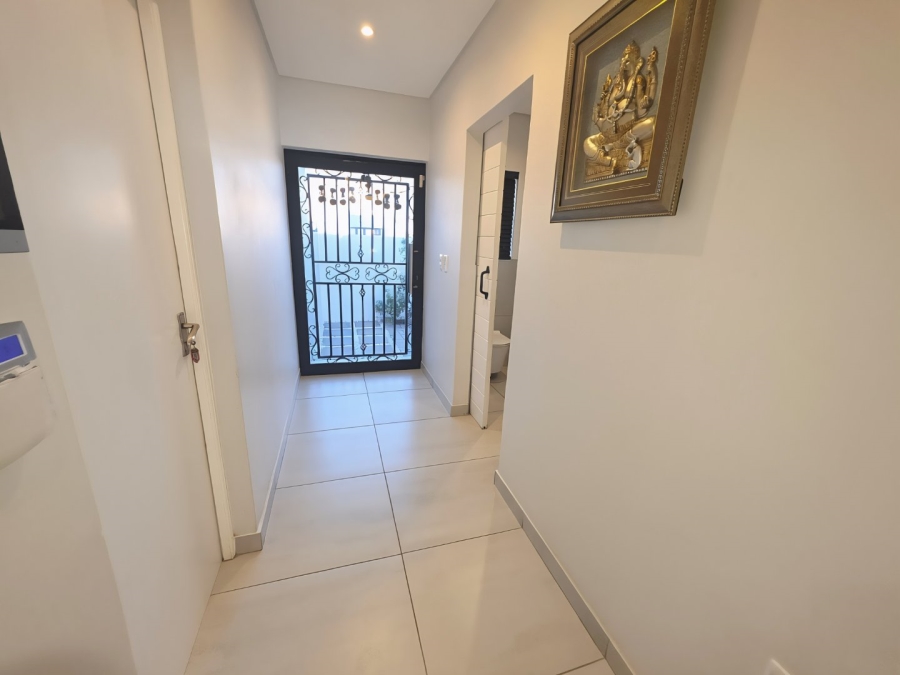 4 Bedroom Property for Sale in Sandown Western Cape